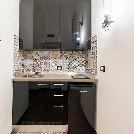 Casa Di Silvia A Porta Pia-3