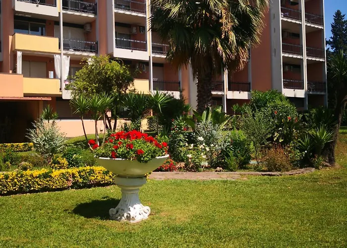 Aurelia City Garden